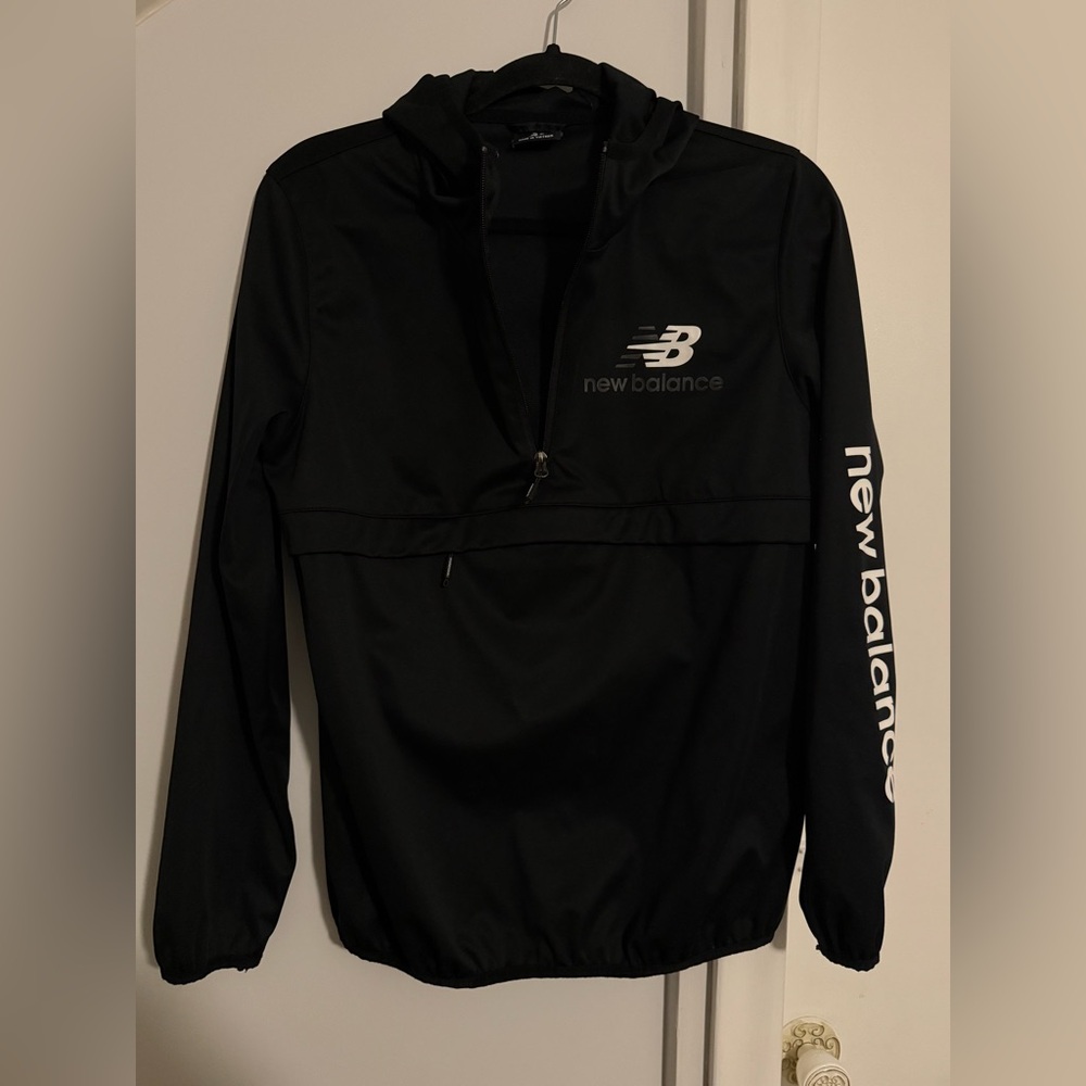 Women’s New Balance Jacket - Picture 2 of 5